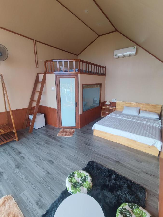 Flourish Homestay Моктяу Екстер'єр фото